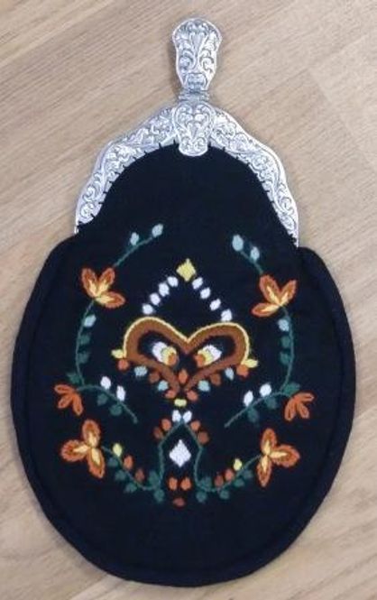 Hovedbilde Veske brodert med beslag, ...